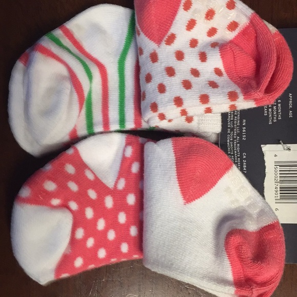 Tommy Hilfiger baby socks 4 in package 6-12months - Picture 3 of 3